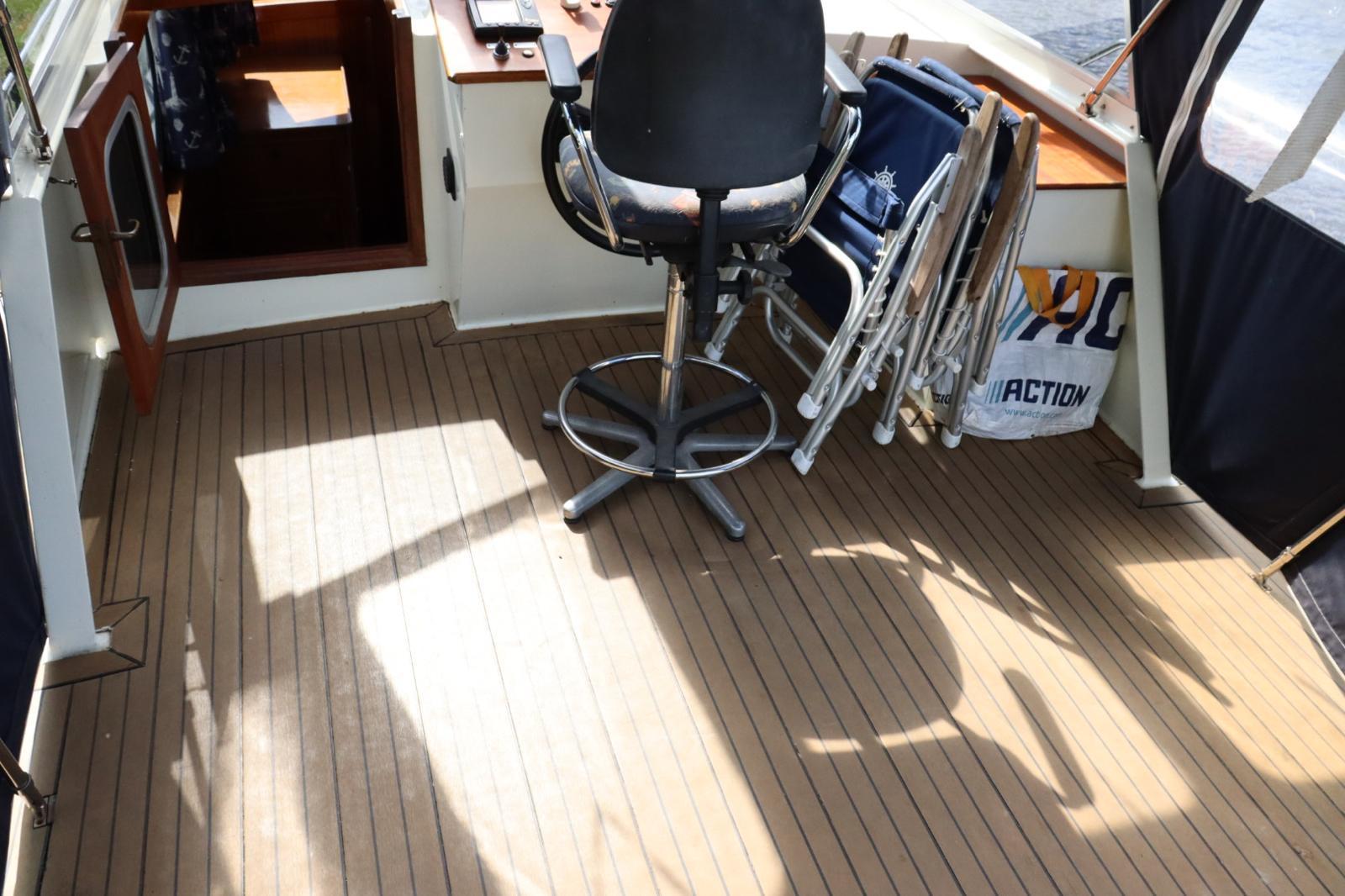 foto: 19 Ankertrawler 1140 AK