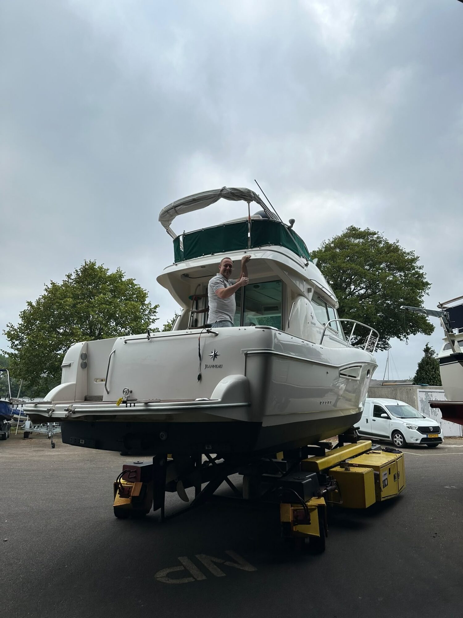 foto: 37 Jeanneau Jeanneau Merry Fisher 9.25 Flybridge