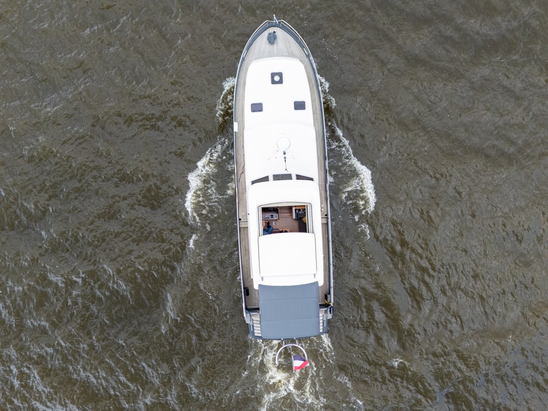 foto: 57 Linssen Grand Sturdy 470 Sedan Wheelhouse