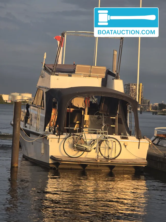 foto: 21 Chris Craft Commander 37