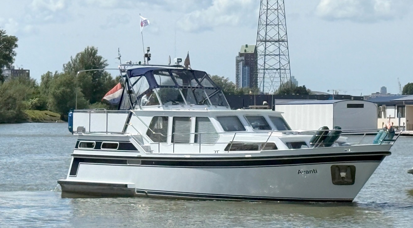 foto: 21 Smelne Smelne 11.40 AK Cabrio