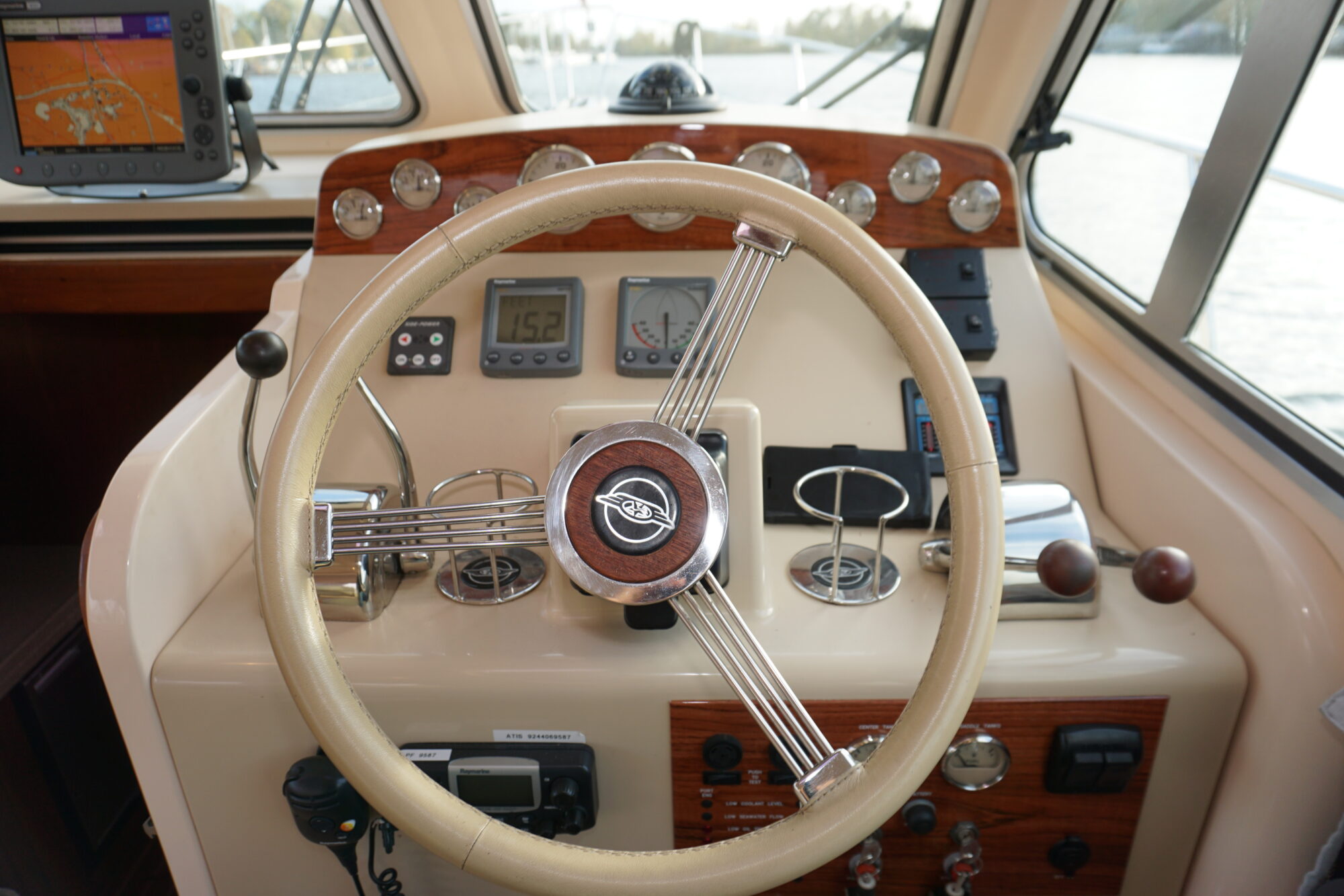 foto: 37 Island Packet Island Packet Craft 360 Express