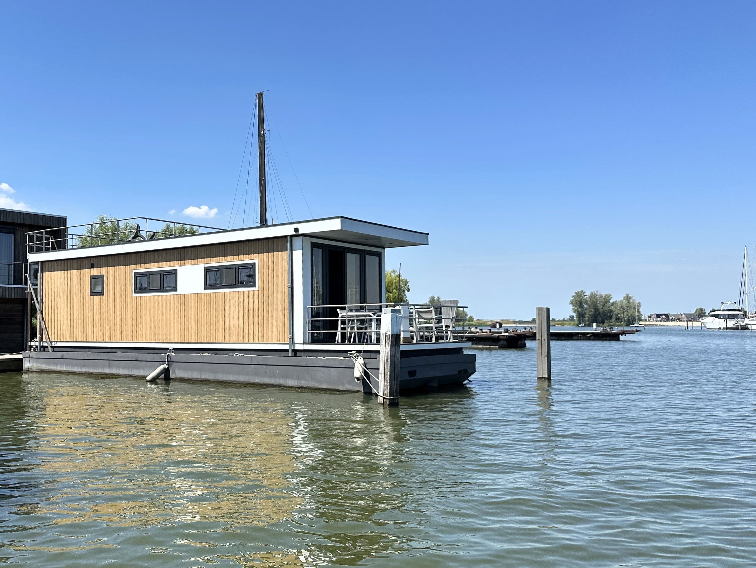 foto: 29 Vamos 46 Houseboat Charter