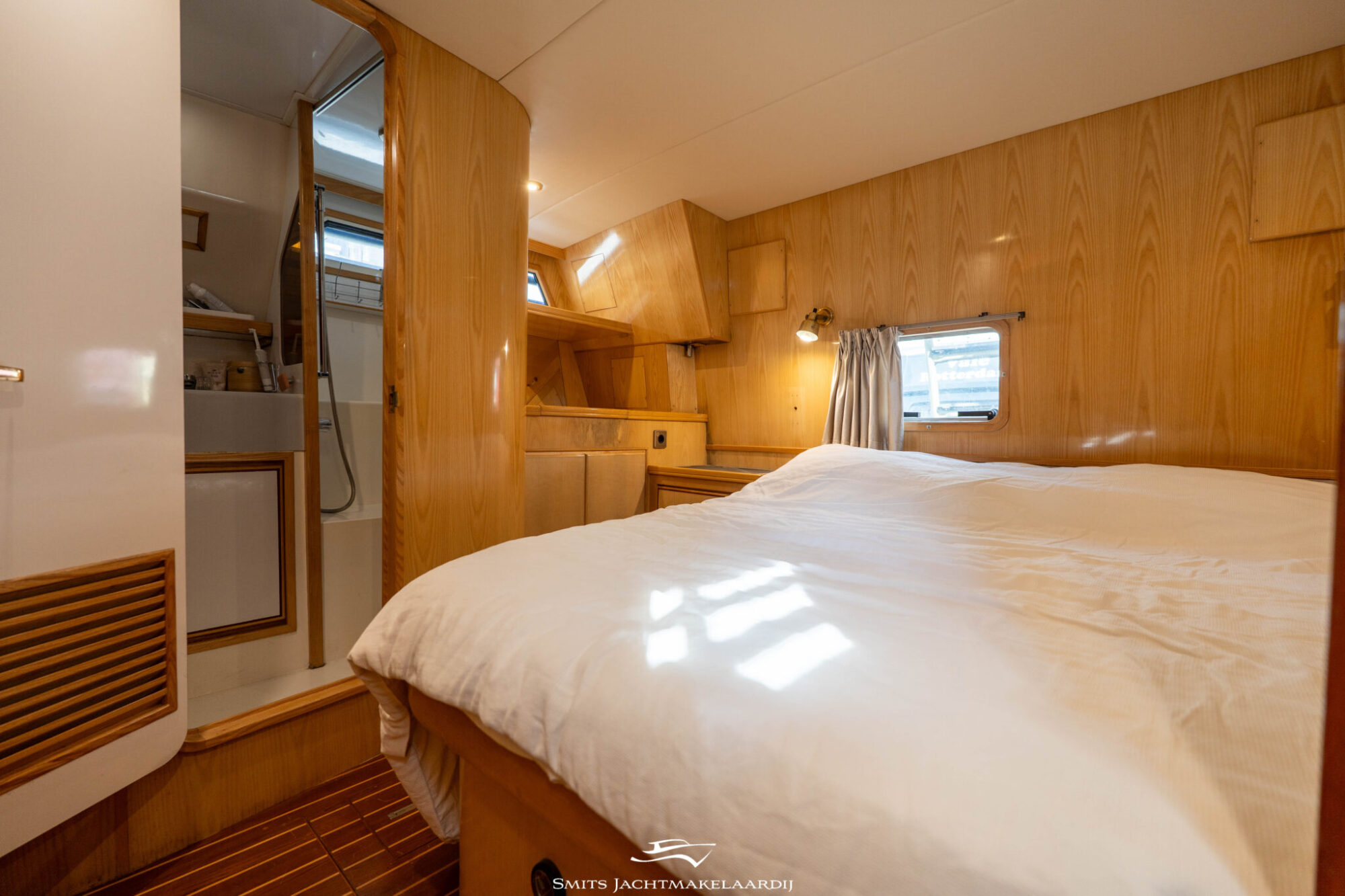 foto: 75 Astor Astor 37 Flybridge