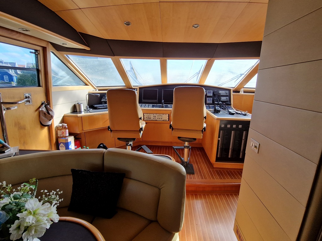 foto: 22 Mulder Futura 63 FLY