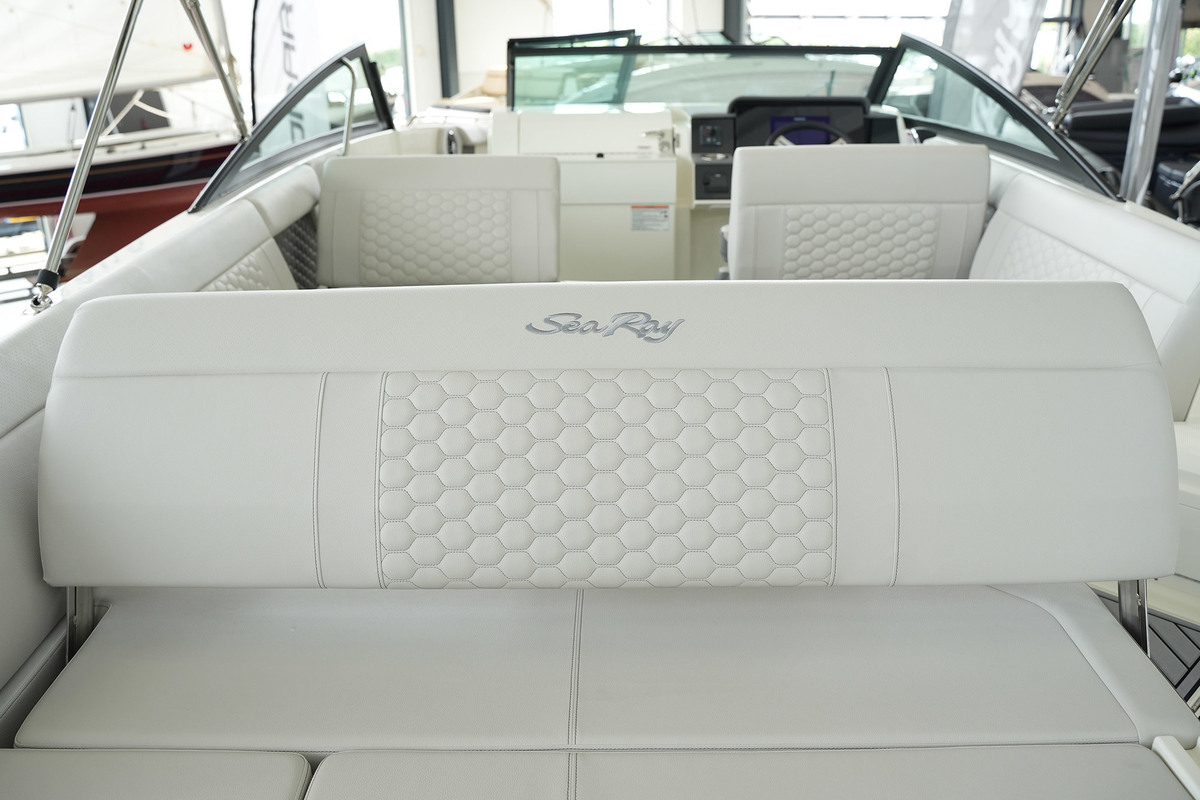 foto: 50 Sea Ray SDX 250