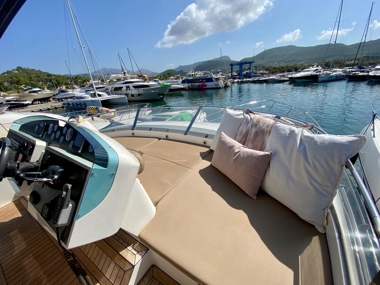 foto: 28 Fairline Squadron 58