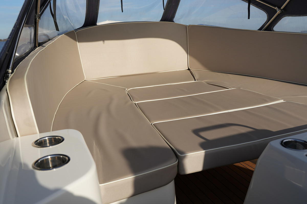 foto: 16 Interboat Intender 640