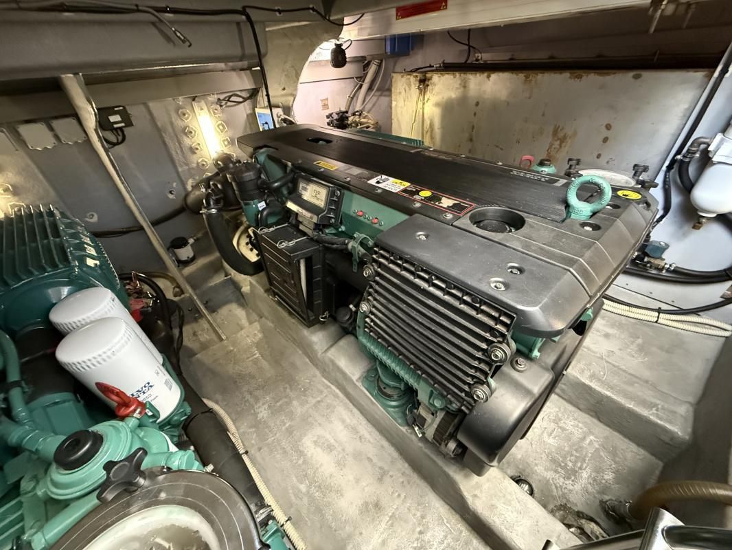 foto: 10 Alena 50 HT