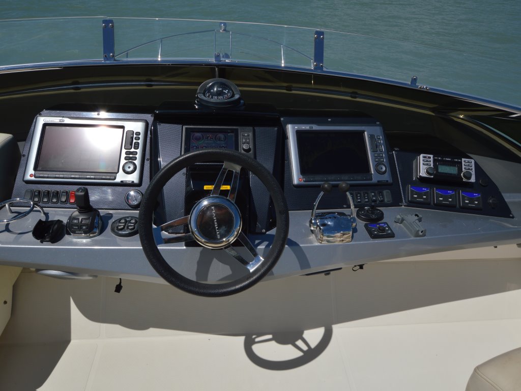 foto: 25 Marquis 500 sport yacht