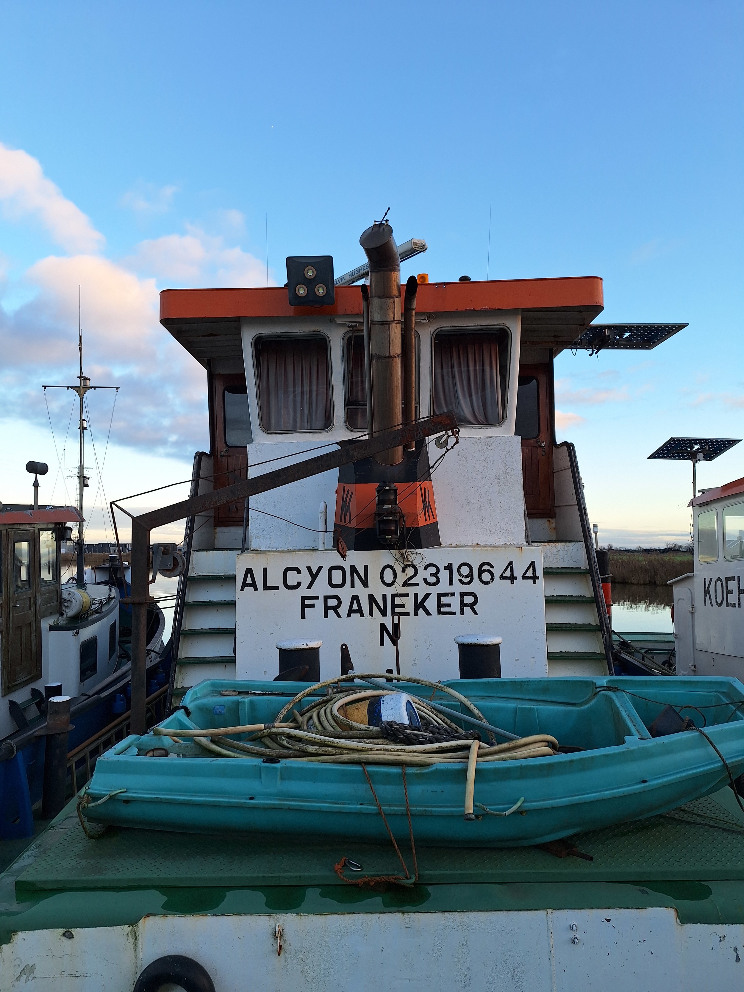 foto: 8 Sleepboot 21.50