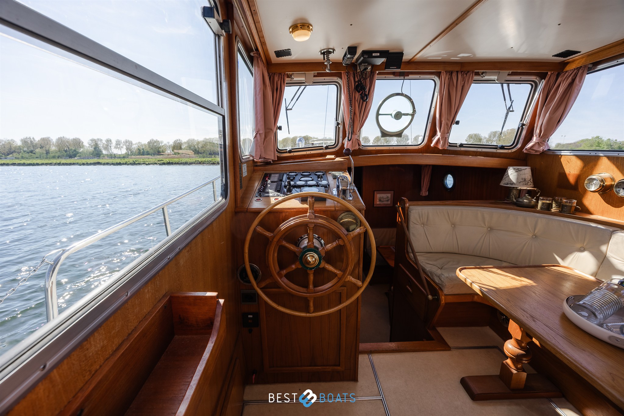 foto: 31 Linssen St. Jozef 1050 Salon