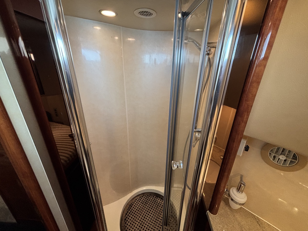 foto: 31 Fairline Squadron 52