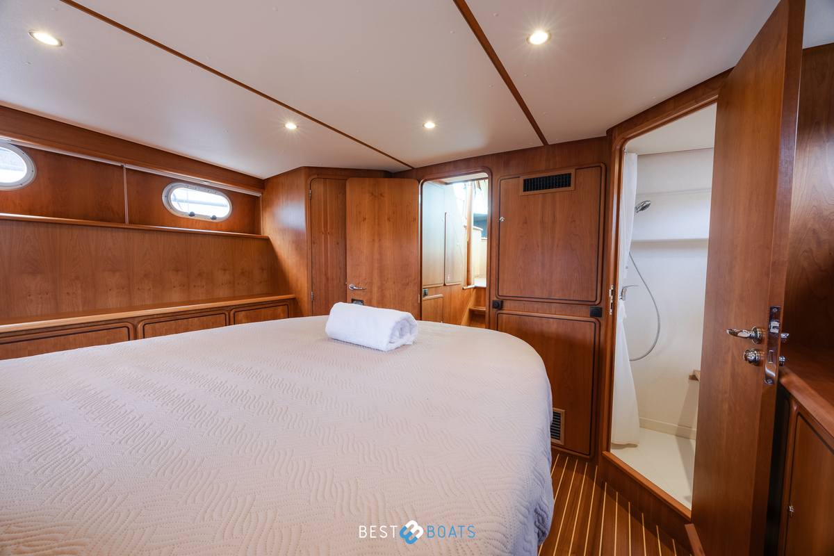 foto: 61 Linssen Grand Sturdy 430 AC Mark II