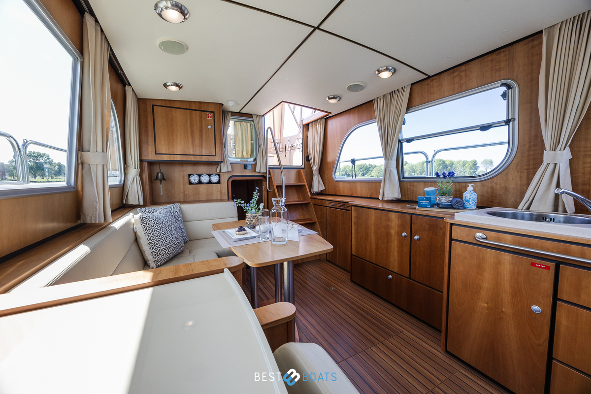foto: 32 Linssen Grand Sturdy 60.33 AC Diamond Edition