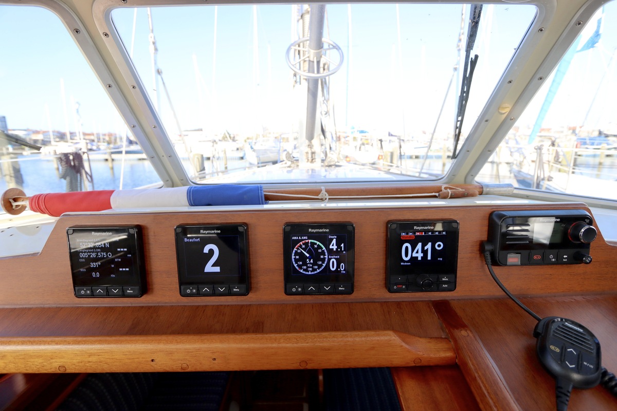 foto: 29 LM 32 Motorsailor