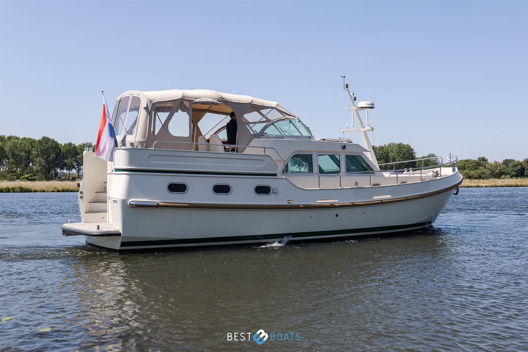 foto: 33 Linssen 430 AC AK MKII