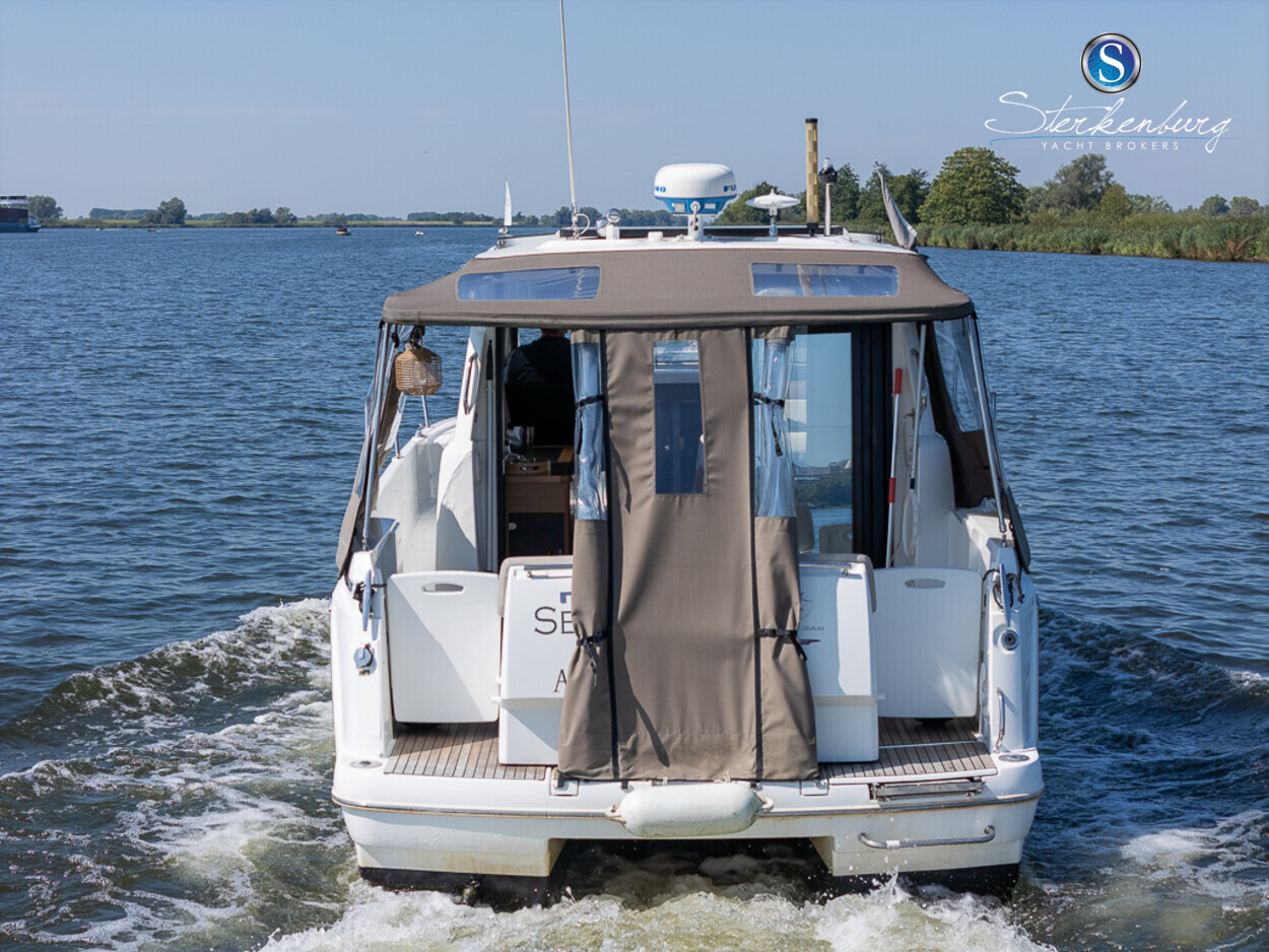 foto: 29 Jeanneau NC 9