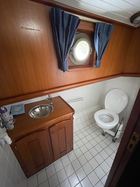 foto: 31 Skutsje Buitenst Vallaat