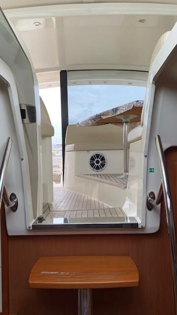 foto: 25 Prestige S 42