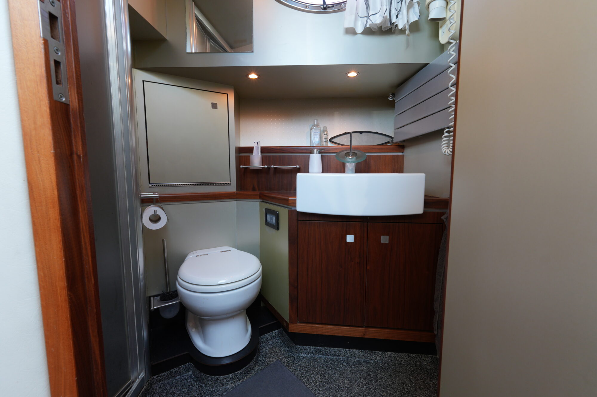 foto: 40 Vivante Vivante 42 AK