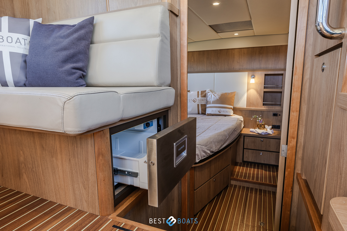 foto: 32 Linssen Grand Sturdy 40.0 AC