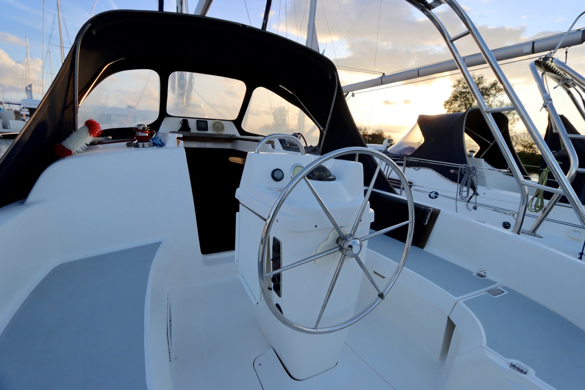 foto: 65 Hunter 306