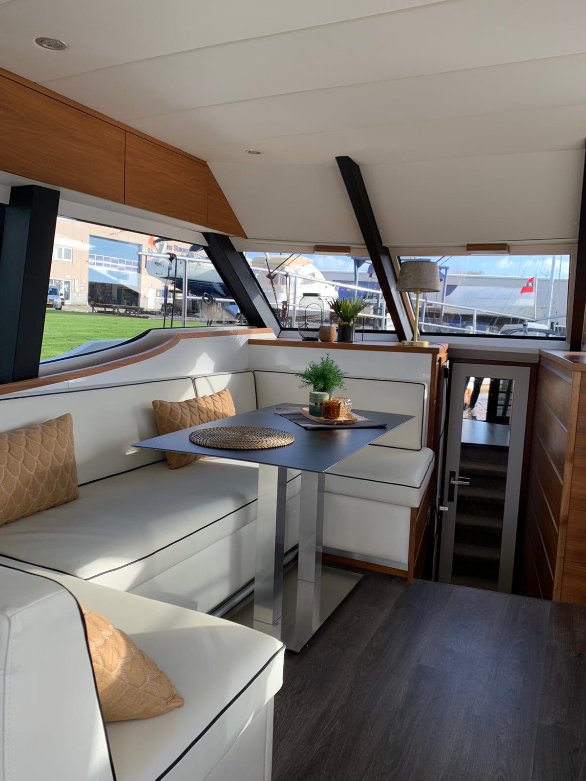 foto: 22 Van Der Heijden Hayden 430 Fly