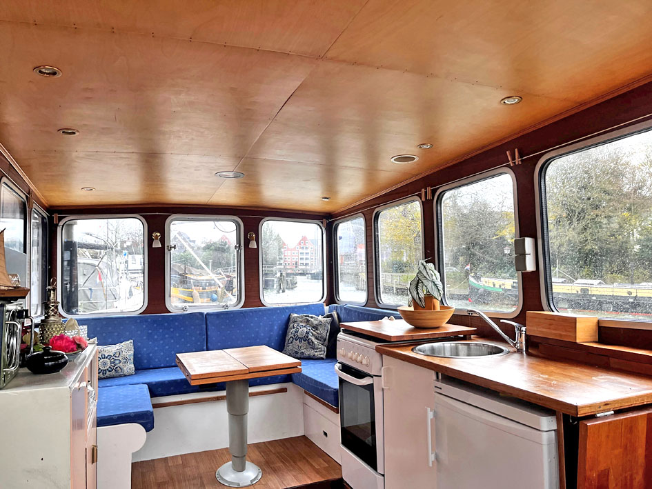 foto: 23 Varend Woonschip 14.99