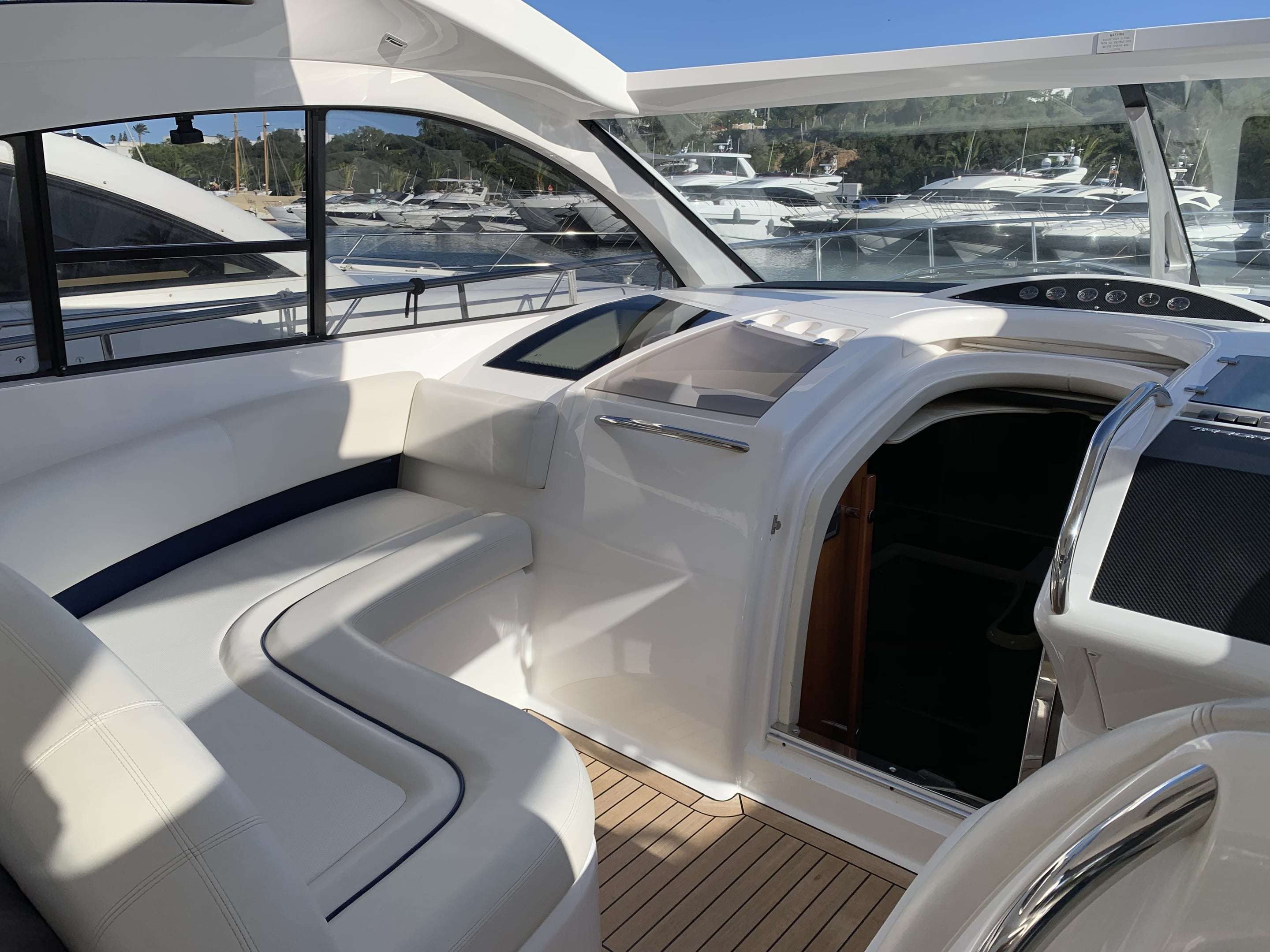 foto: 15 Fairline Targa 52 GT