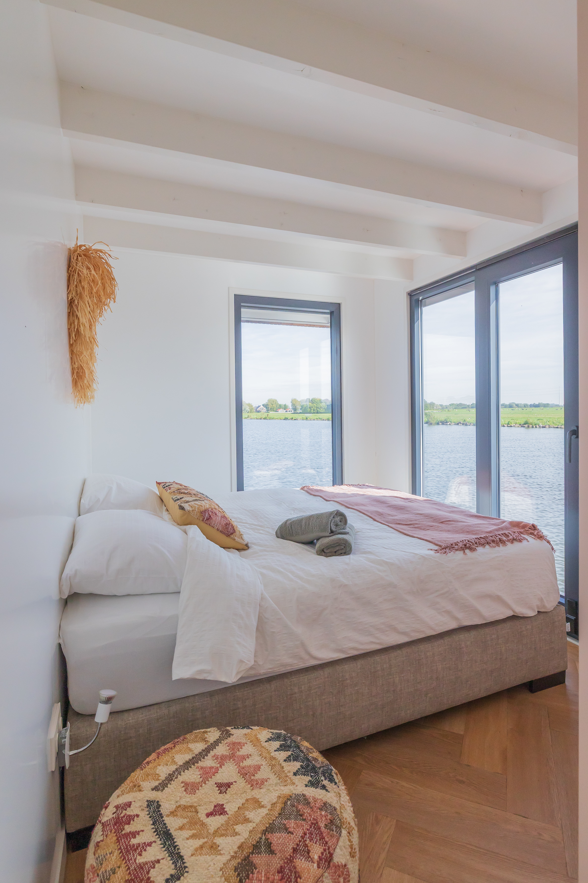 foto: 33 Surla (met Tender) Houseboat 15 Volledig Elektrisch With Charter