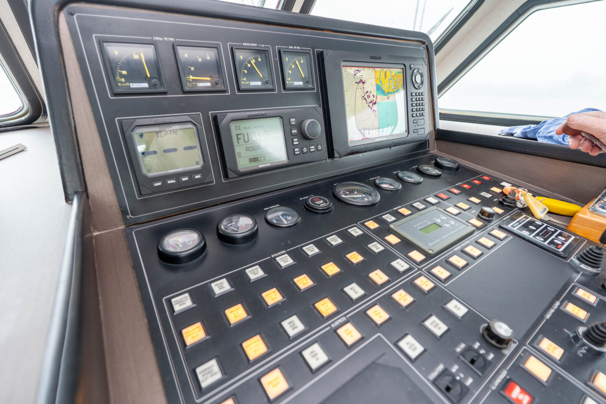 foto: 50 Pieter Beeldsnijder Pieter Beeldsnijder Spiegelkotter 15.00 VS