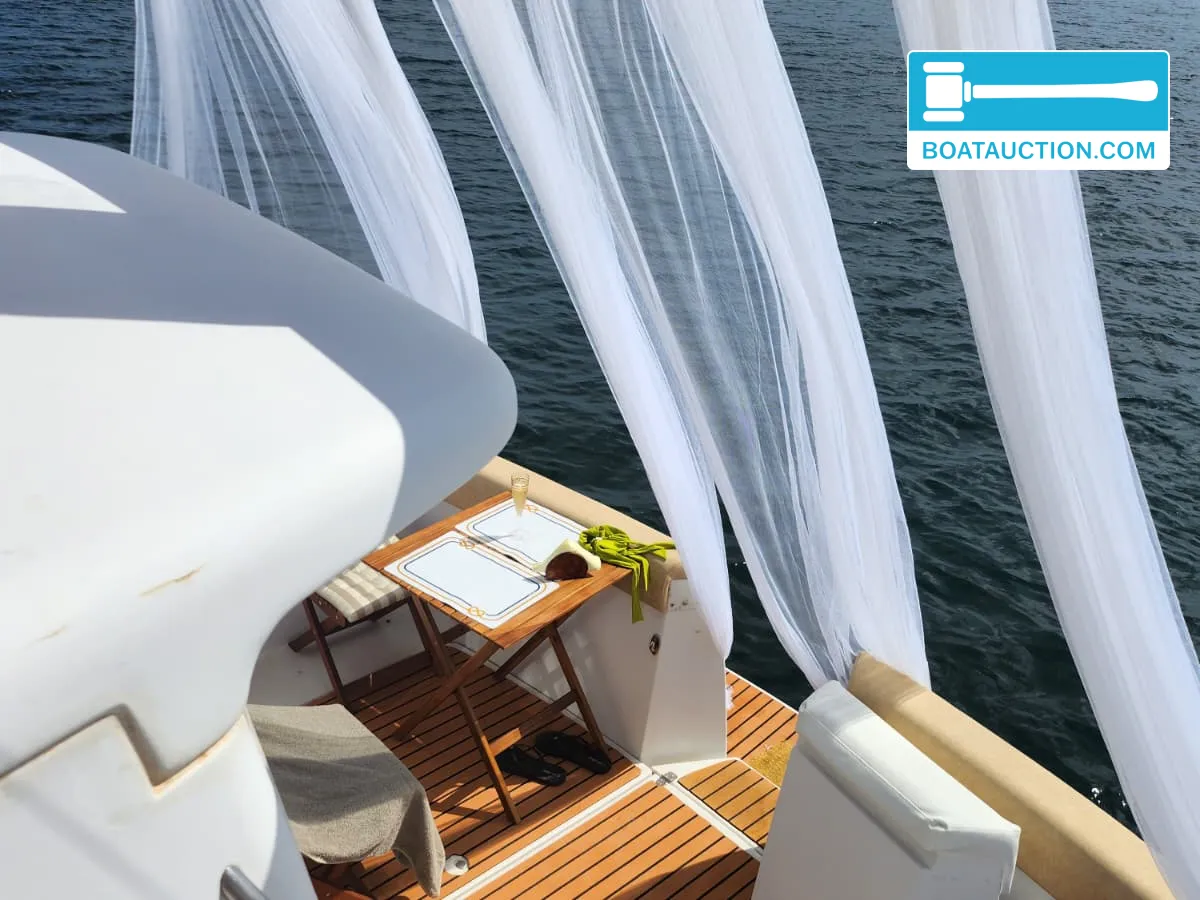 foto: 10 Carver Mariner 350