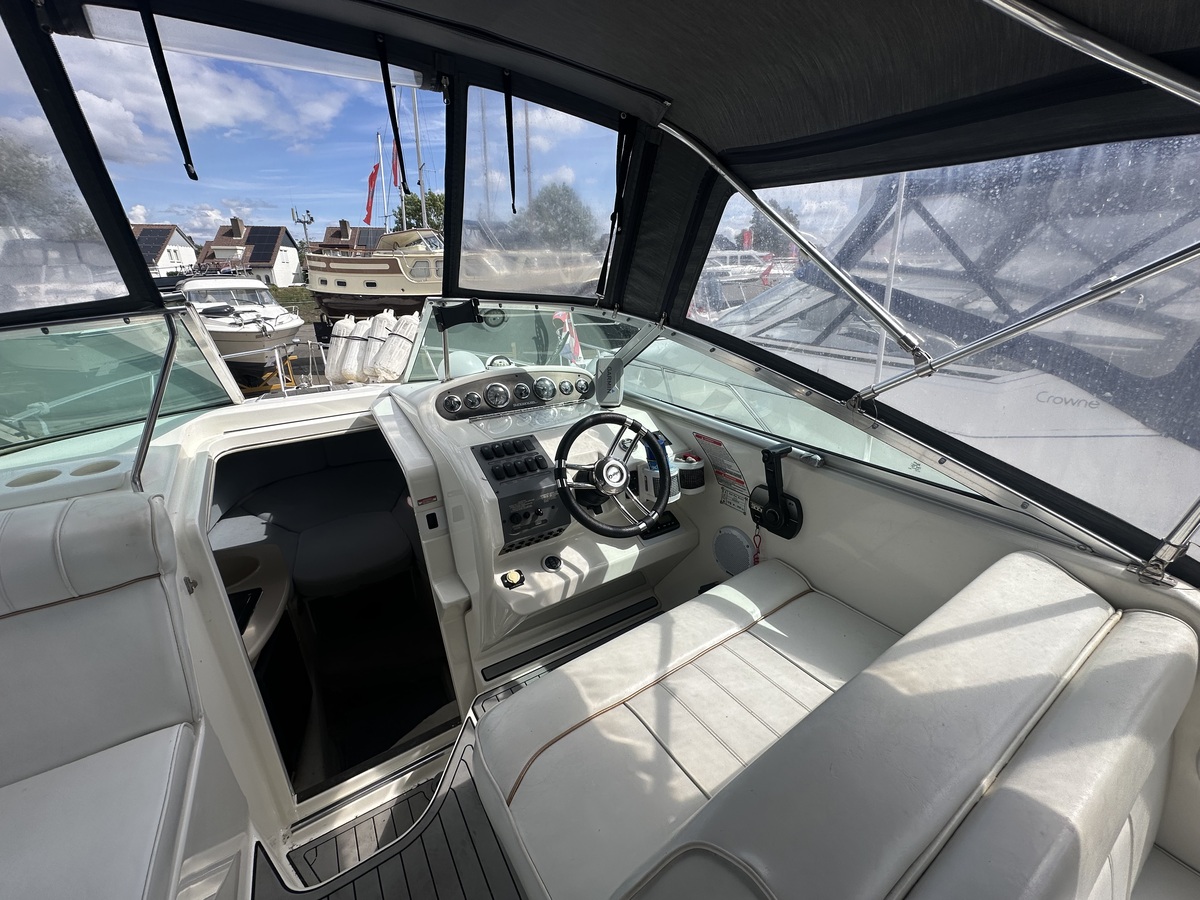 foto: 12 Sea Ray  250 Sundancer