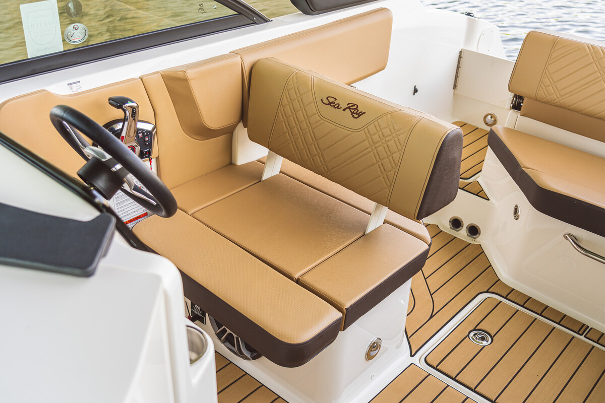 foto: 15 Sea Ray SDX 230