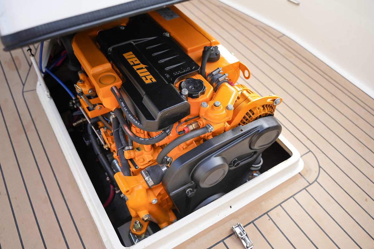 foto: 22 Interboat Intender 780