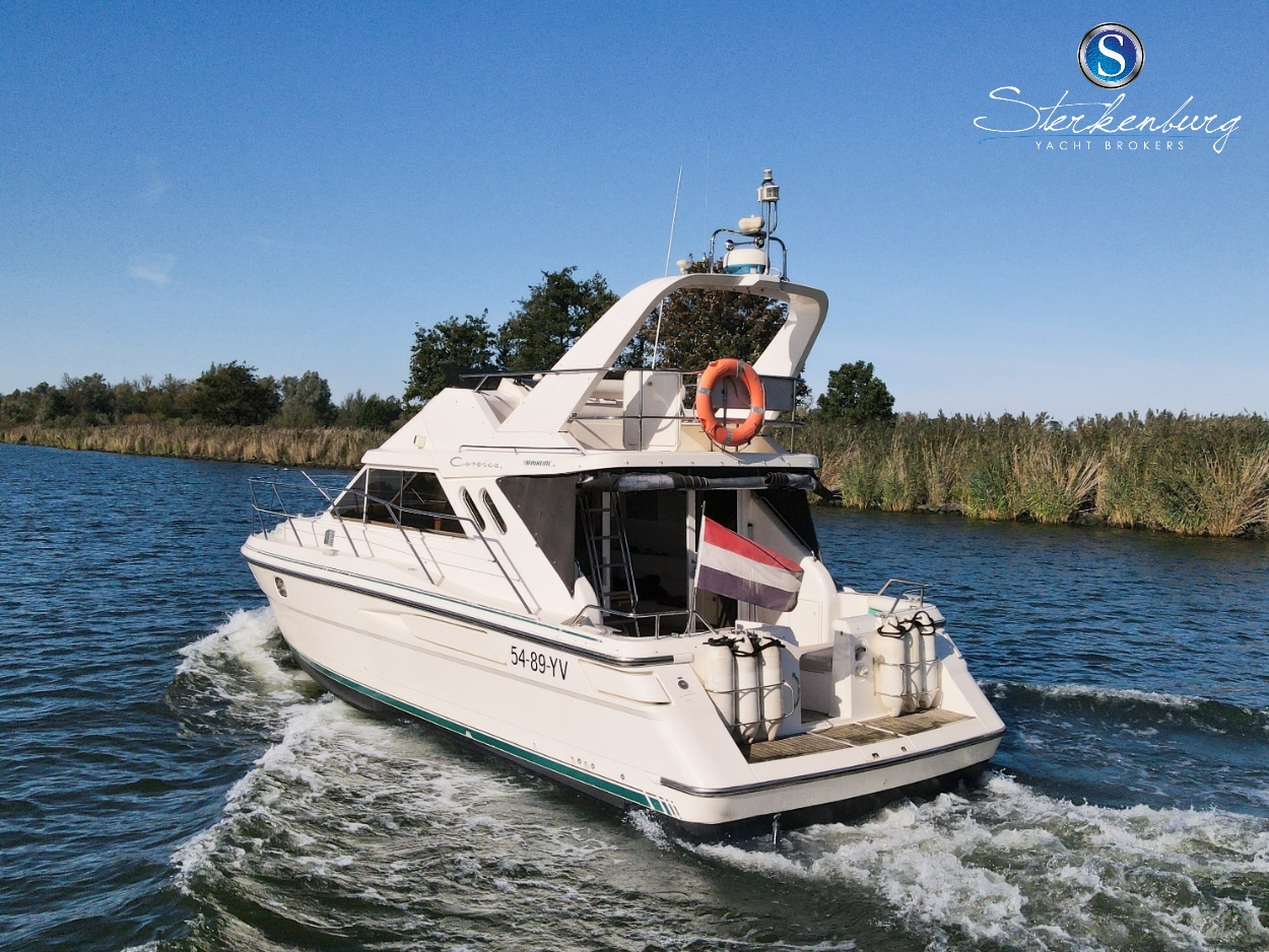 foto: 28 Fairline 37 Corsica