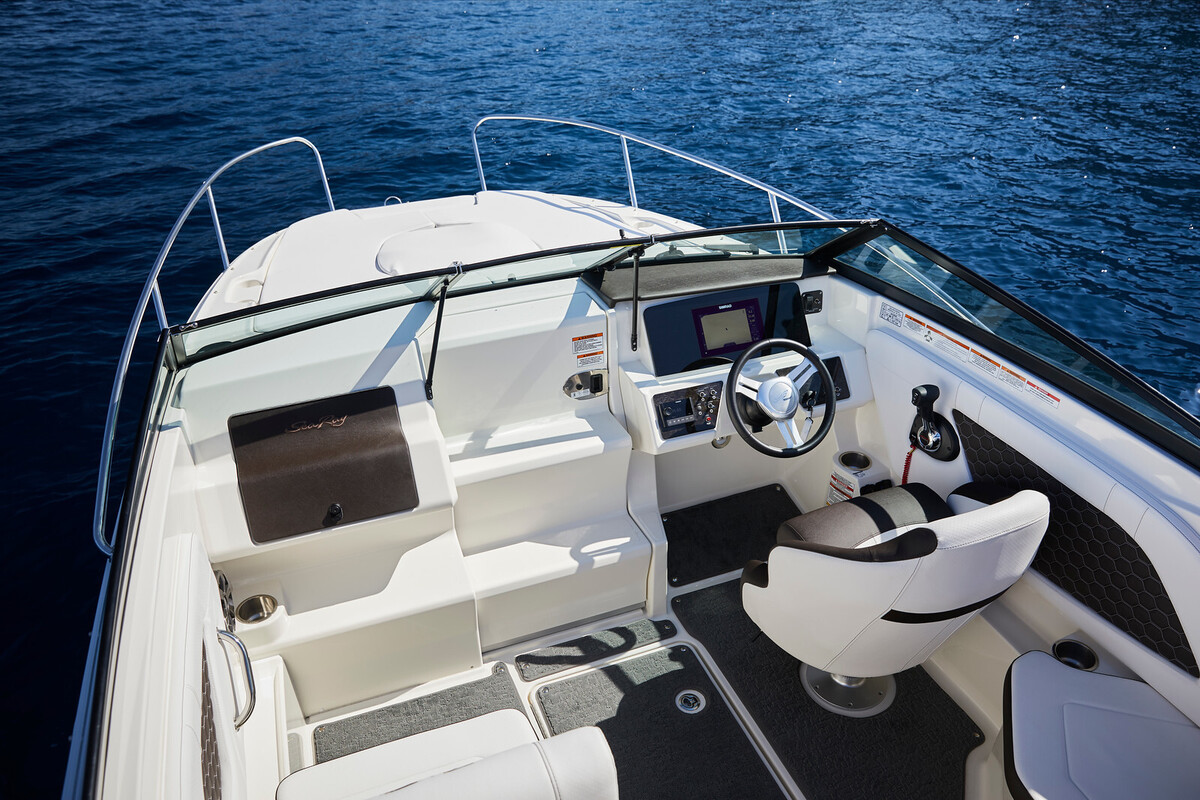foto: 23 Sea Ray Sun Sport 230 OB