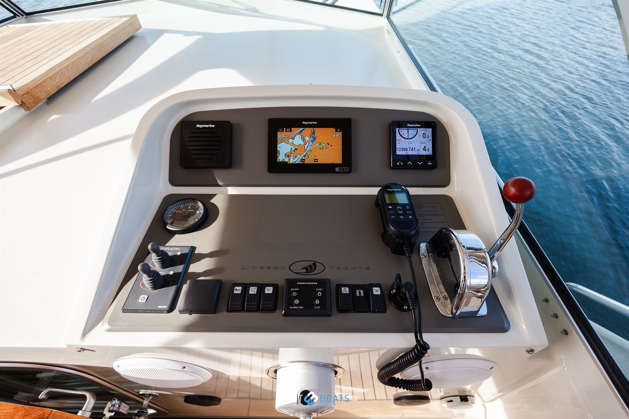 foto: 54 Linssen Grand Sturdy 35.0 AC