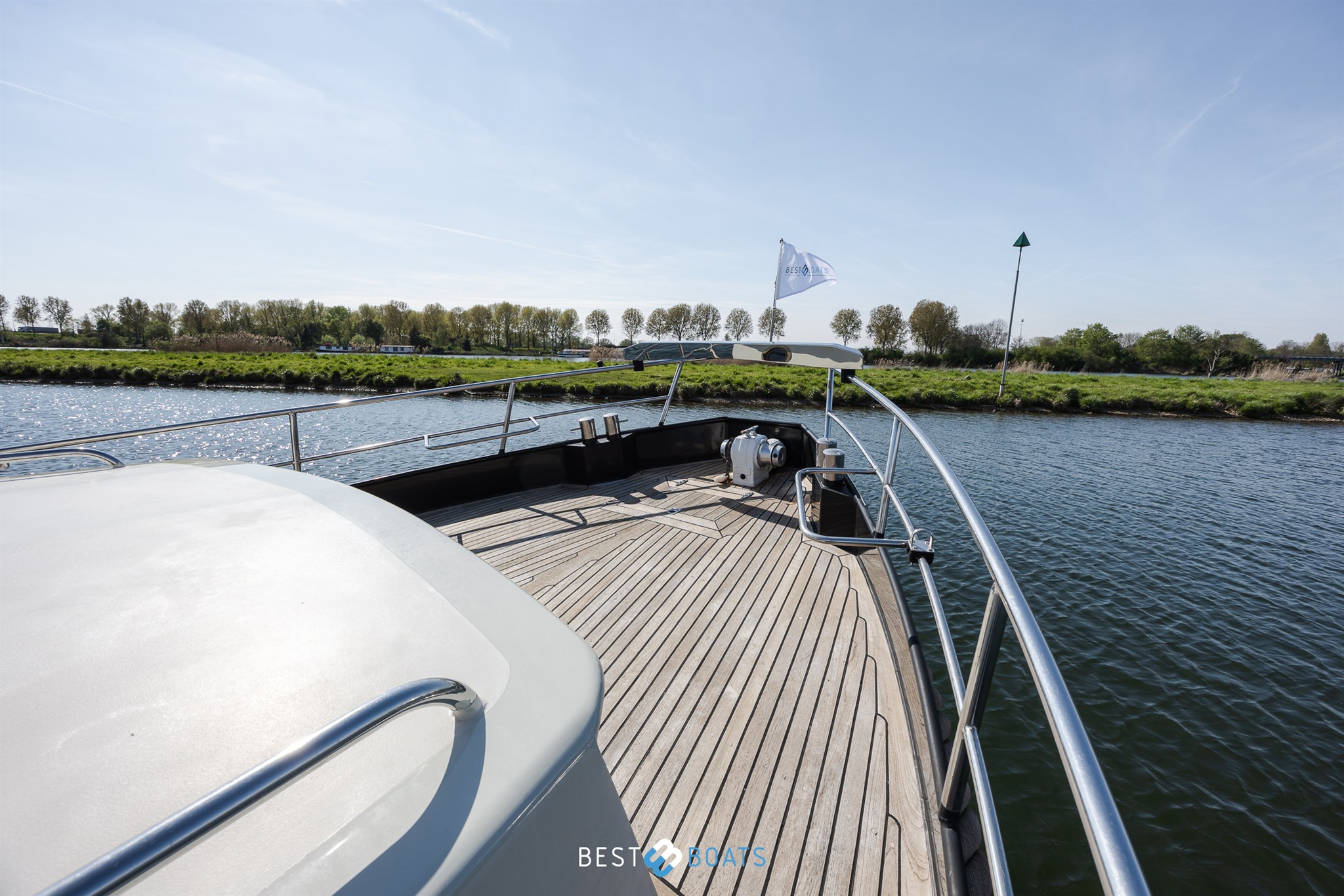 foto: 33 Linssen St. Jozef 1050 Salon