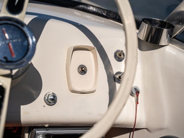 foto: 20 Guggisberg Motorboten Impala Runabout 595