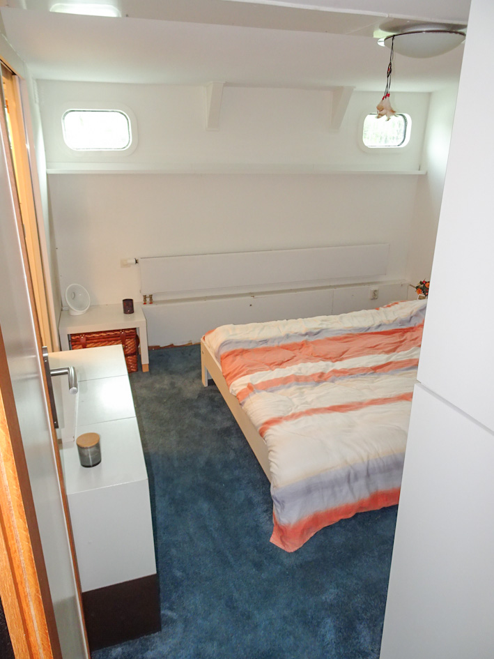 foto: 29 Varend Woonschip 31.28 met UBC