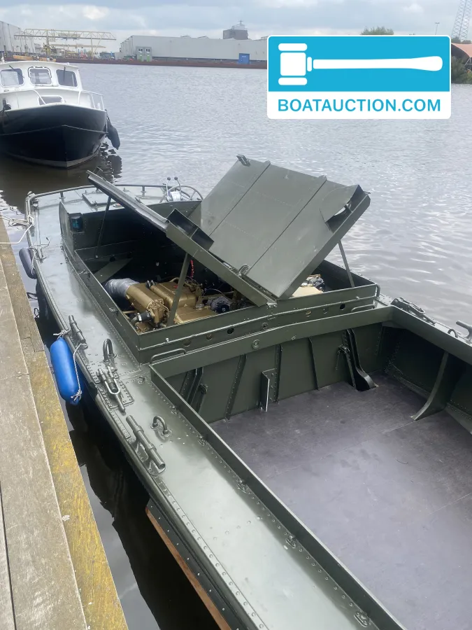 foto: 14 Bridge Erection Boat D27