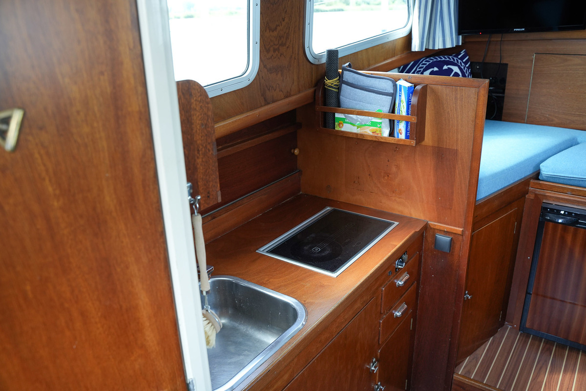 foto: 30 Dolman 970 AK
