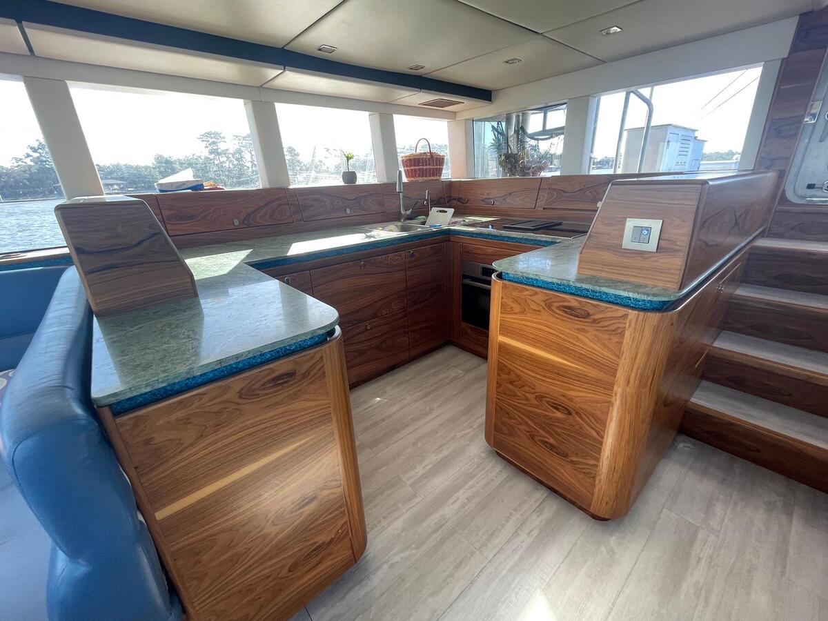 foto: 30 Naval Yachts XPM 78