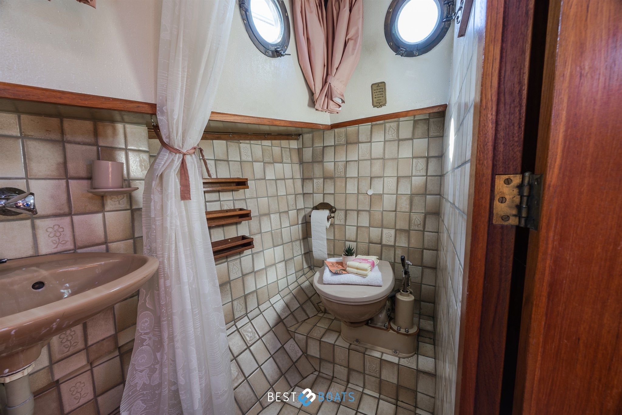 foto: 34 Linssen St. Jozef 1050 Salon