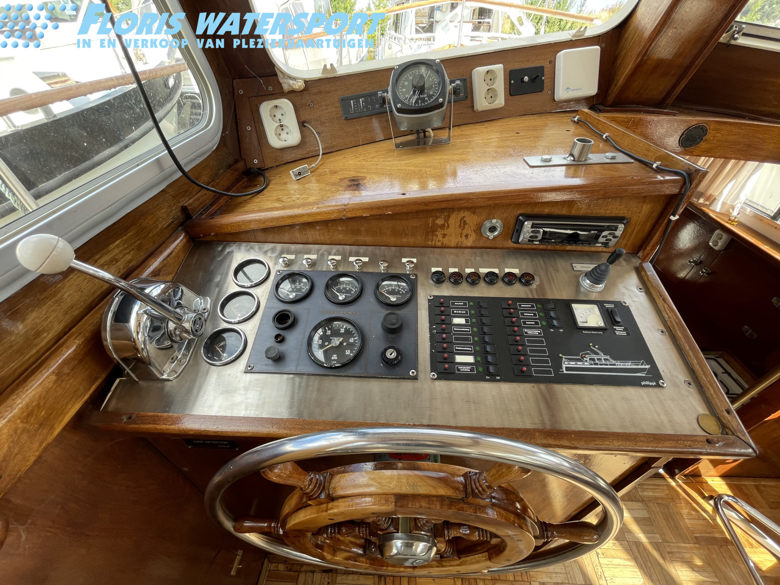 foto: 14 Cupido 1250 Trawler