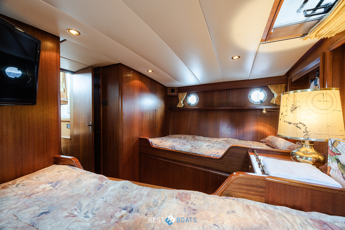 foto: 27 Linssen  Classic Sturdy 400 AC
