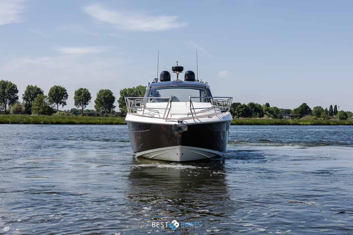 foto: 38 Galeon 385 HTS