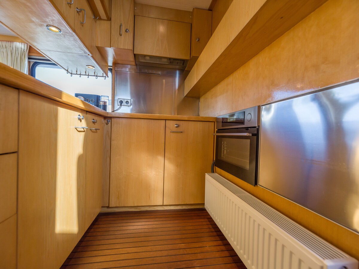foto: 16 Vripack  Trawler 15.75 